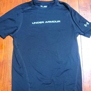 Under Armour T-shirt